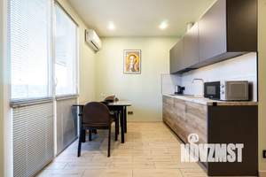 Студия квартира, посуточно, 30м2, 2/2 этаж