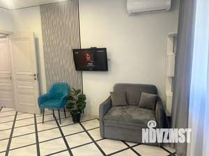 Студия квартира, посуточно, 32м2, 1/12 этаж