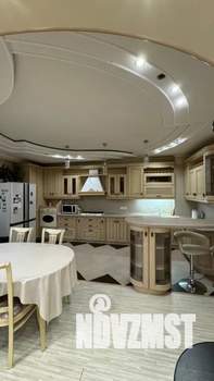 4-к квартира, посуточно, 120м2, 1/6 этаж