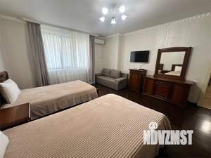 1-к квартира, посуточно, 55м2, -1/3 этаж