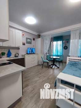 Студия квартира, посуточно, 35м2, 6/6 этаж