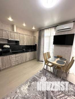 Студия квартира, посуточно, 33м2, 2/10 этаж