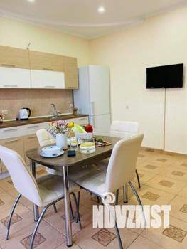 1-к квартира, посуточно, 44м2, 1/1 этаж