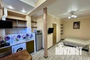 1-к квартира, посуточно, 30м2, 1/2 этаж