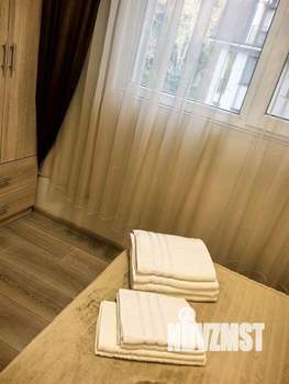 1-к квартира, посуточно, 38м2, 4/5 этаж