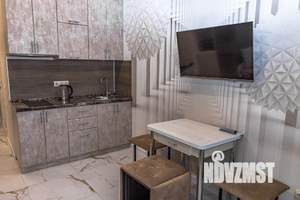 1-к квартира, посуточно, 32м2, 1/1 этаж