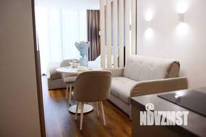 1-к квартира, посуточно, 37м2, 1/2 этаж