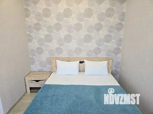 1-к квартира, посуточно, 40м2, 4/5 этаж