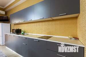 2-к квартира, посуточно, 40м2, 3/3 этаж