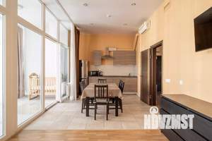 3-к квартира, посуточно, 72м2, 1/1 этаж