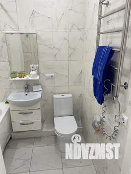 Студия квартира, посуточно, 38м2, 11/12 этаж