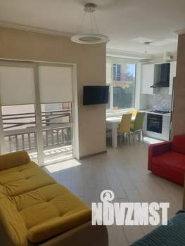 Студия квартира, посуточно, 35м2, 2/4 этаж