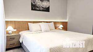 Студия квартира, посуточно, 37м2, 1/3 этаж