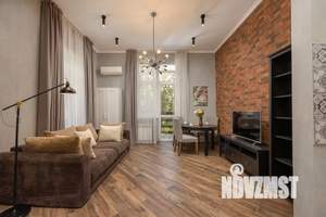 Студия квартира, посуточно, 38м2, 3/7 этаж