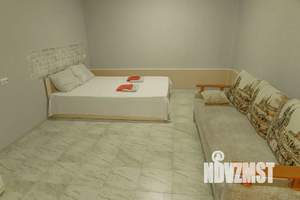 Студия квартира, посуточно, 31м2, 1/3 этаж