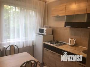 1-к квартира, посуточно, 36м2, 3/5 этаж