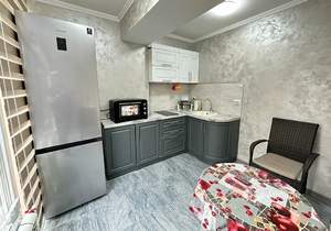 Студия квартира, на длительный срок, 73м2, 1/9 этаж