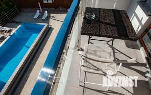 Студия квартира, посуточно, 30м2, 3/3 этаж