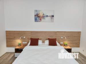 1-к квартира, посуточно, 36м2, 1/18 этаж
