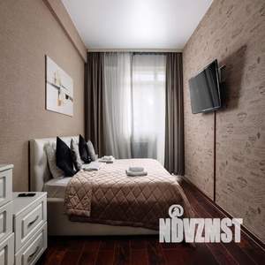 1-к квартира, посуточно, 37м2, 5/5 этаж