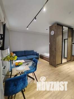 Студия квартира, посуточно, 32м2, 2/3 этаж