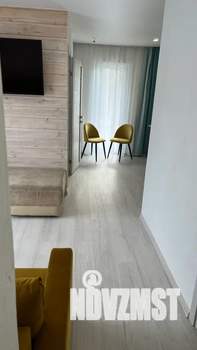 2-к квартира, посуточно, 41м2, 1/2 этаж