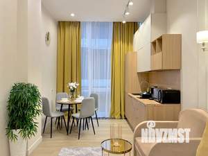 1-к квартира, посуточно, 27м2, 3/6 этаж