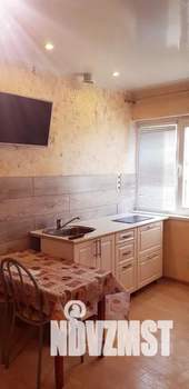 Студия квартира, посуточно, 30м2, 1/2 этаж