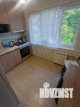 2-к квартира, посуточно, 40м2, 5/5 этаж