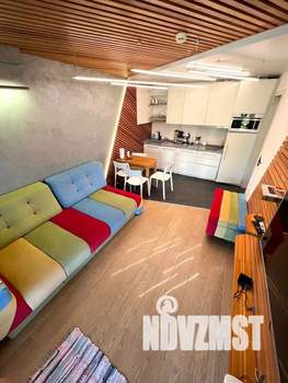 1-к квартира, посуточно, 60м2, 1/2 этаж