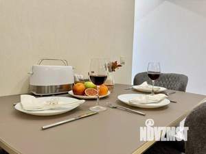 1-к квартира, посуточно, 37м2, 1/1 этаж