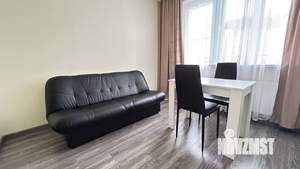 1-к квартира, посуточно, 42м2, 3/10 этаж