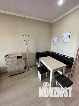 1-к квартира, посуточно, 45м2, 3/3 этаж