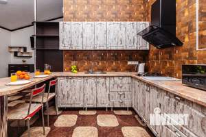 1-к квартира, посуточно, 49м2, 1/1 этаж