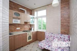 2-к квартира, посуточно, 40м2, 4/4 этаж