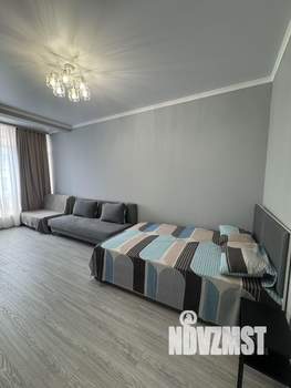 1-к квартира, посуточно, 39м2, 7/9 этаж