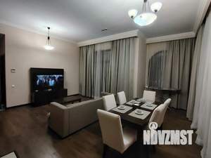 3-к квартира, посуточно, 118м2, 1/1 этаж