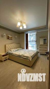 1-к квартира, посуточно, 55м2, 1/1 этаж