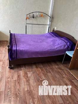 Студия квартира, посуточно, 35м2, 1/3 этаж