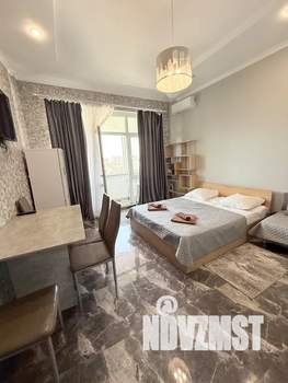 Студия квартира, посуточно, 33м2, 21/21 этаж