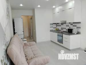 Студия квартира, посуточно, 34м2, 4/17 этаж