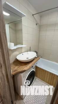 Студия квартира, посуточно, 27м2, 3/5 этаж