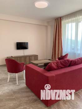 1-к квартира, посуточно, 100м2, 1/1 этаж