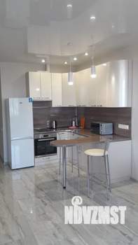 Студия квартира, посуточно, 37м2, 17/19 этаж