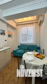 1-к квартира, посуточно, 37м2, 3/7 этаж