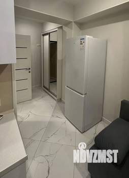 Студия квартира, посуточно, 28м2, 1/4 этаж