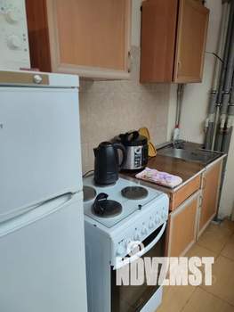 Студия квартира, посуточно, 27м2, 5/12 этаж
