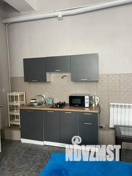 Студия квартира, посуточно, 30м2, 1/3 этаж