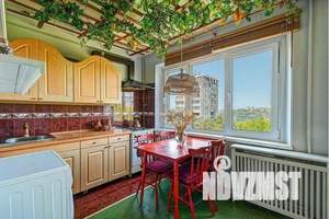 4-к квартира, посуточно, 80м2, 3/5 этаж