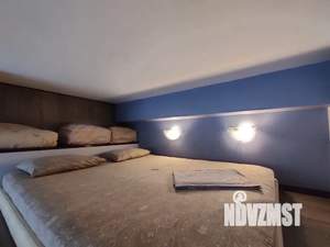 Студия квартира, посуточно, 34м2, 1/5 этаж